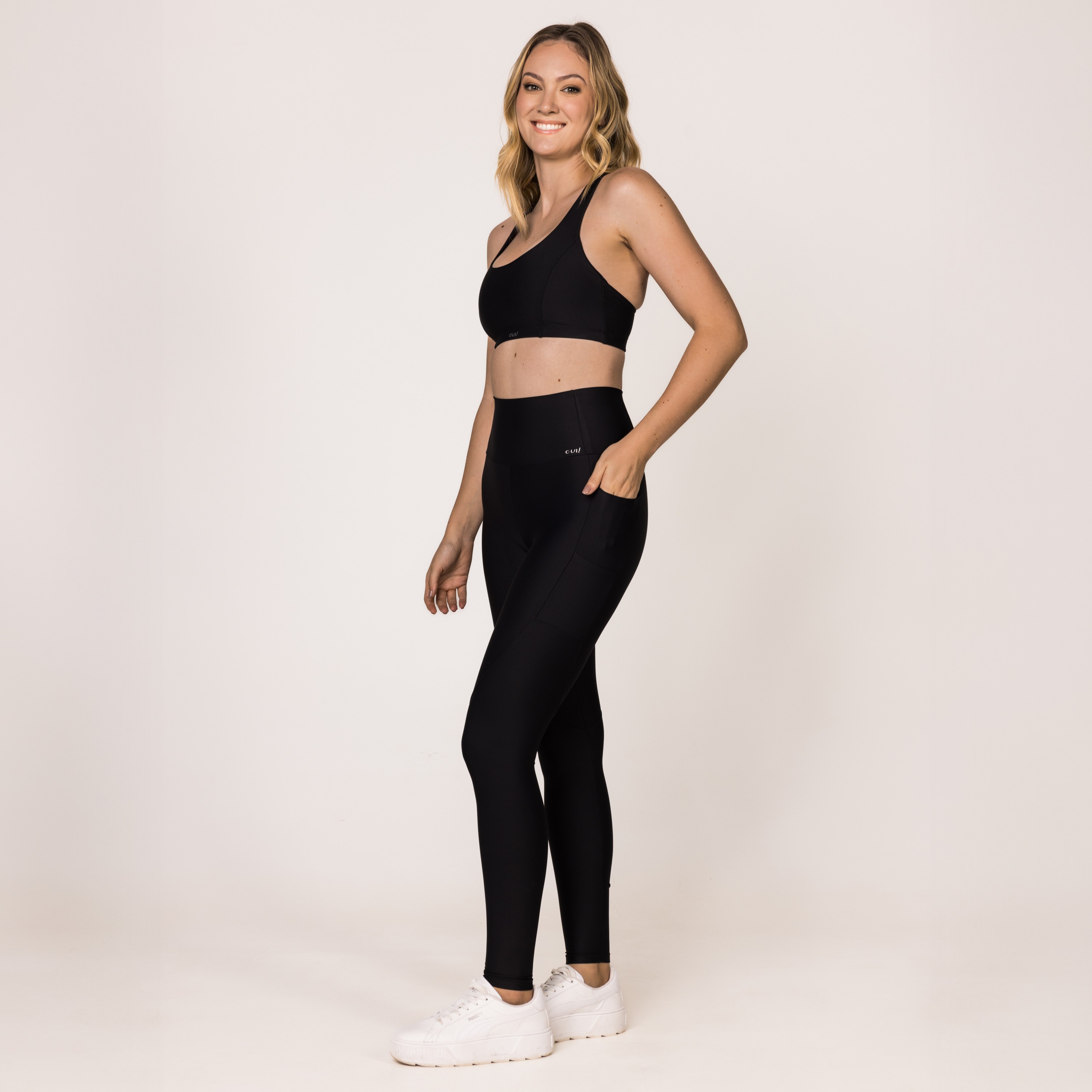 Legging Bolsos Laterais Preto