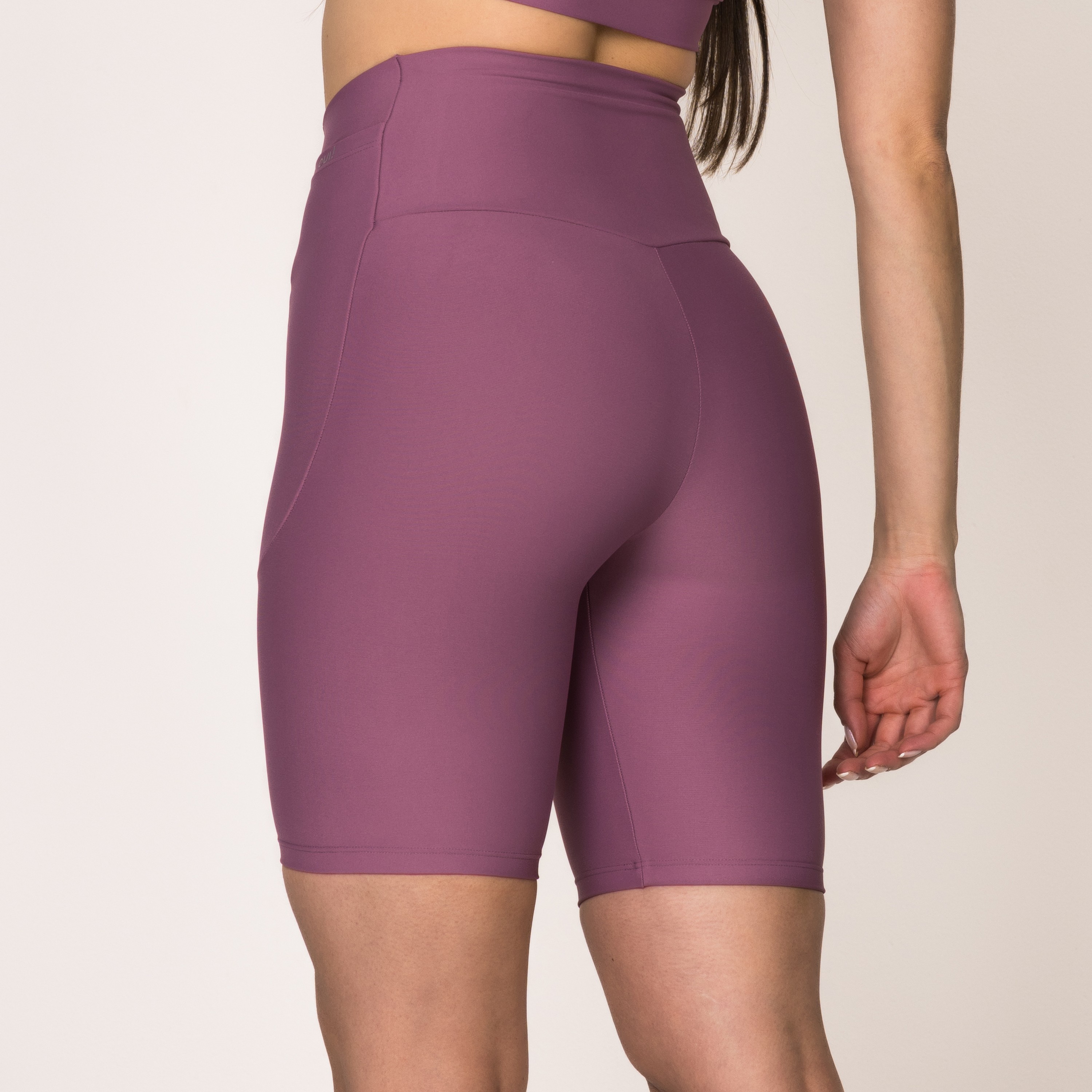 Bermuda com Bolsos Laterais Rosa Matte